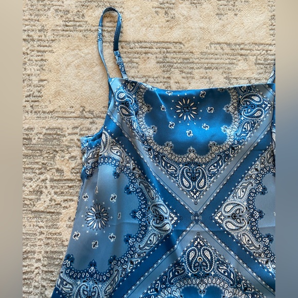 NWT F21 Scarf Print Dress - Picture 2 of 6